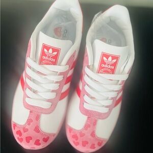 Little Kids Adidas Pink, White and Red. 
Red Hearts